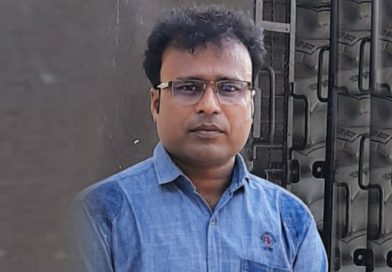 আর কি করলে ফাঁদে ফেলা যায় খাদ্য কর্মকর্তাকে!