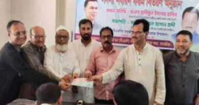 কলারোয়ায় বিএনপির সদস্য নাবয়ন ফরম বিতরণে সাবেক এমপি হাবিব
