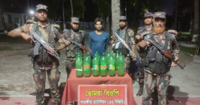 সাতক্ষীরা সীমান্তে বিজিবির অভিযানে এক আসামিসহ প্রায় ৩৭ লক্ষ টাকার ভারতীয় মালামাল জব্দ