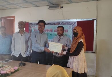 সাতক্ষীরায় ৬ মাসের কারিগরি প্রশিক্ষণ সম্পন্ন যুবকদের মাঝে সনদ বিতরণ