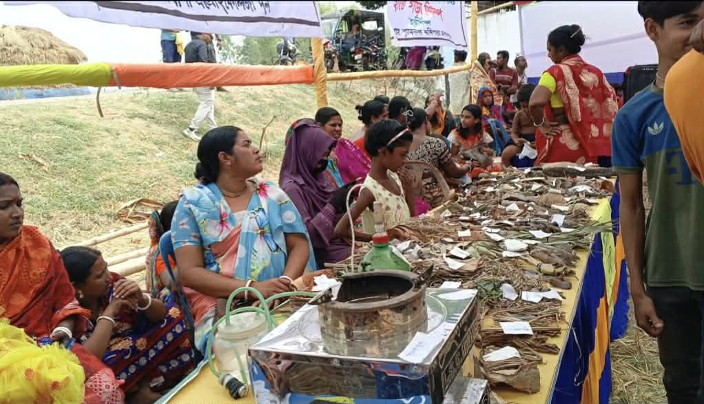 শ্যামনগরে স্থানীয় অভিযোজন মেলা ও জলবায়ু সংলাপ  