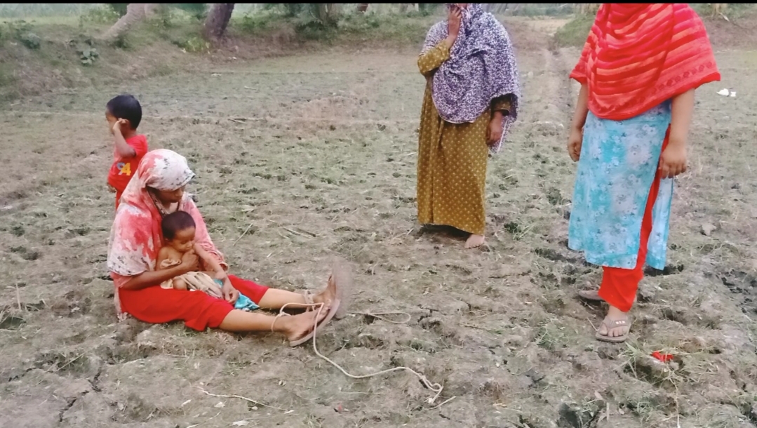 কলারোয়ায় বাক প্রতিবন্ধী নারীর বিয়ে ও দুই সন্তানের পিতৃত্ব নিয়ে তুমুল বিতর্ক