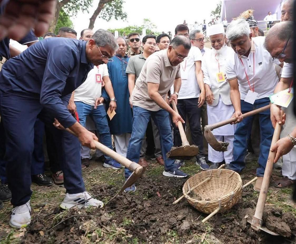 যশোরে উলাশী খাল পুনঃখনন এবং মেডিকেল কলেজের ভিত্তিপ্রস্তর উদ্বোধন করলেন প্রধানমন্ত্রী 