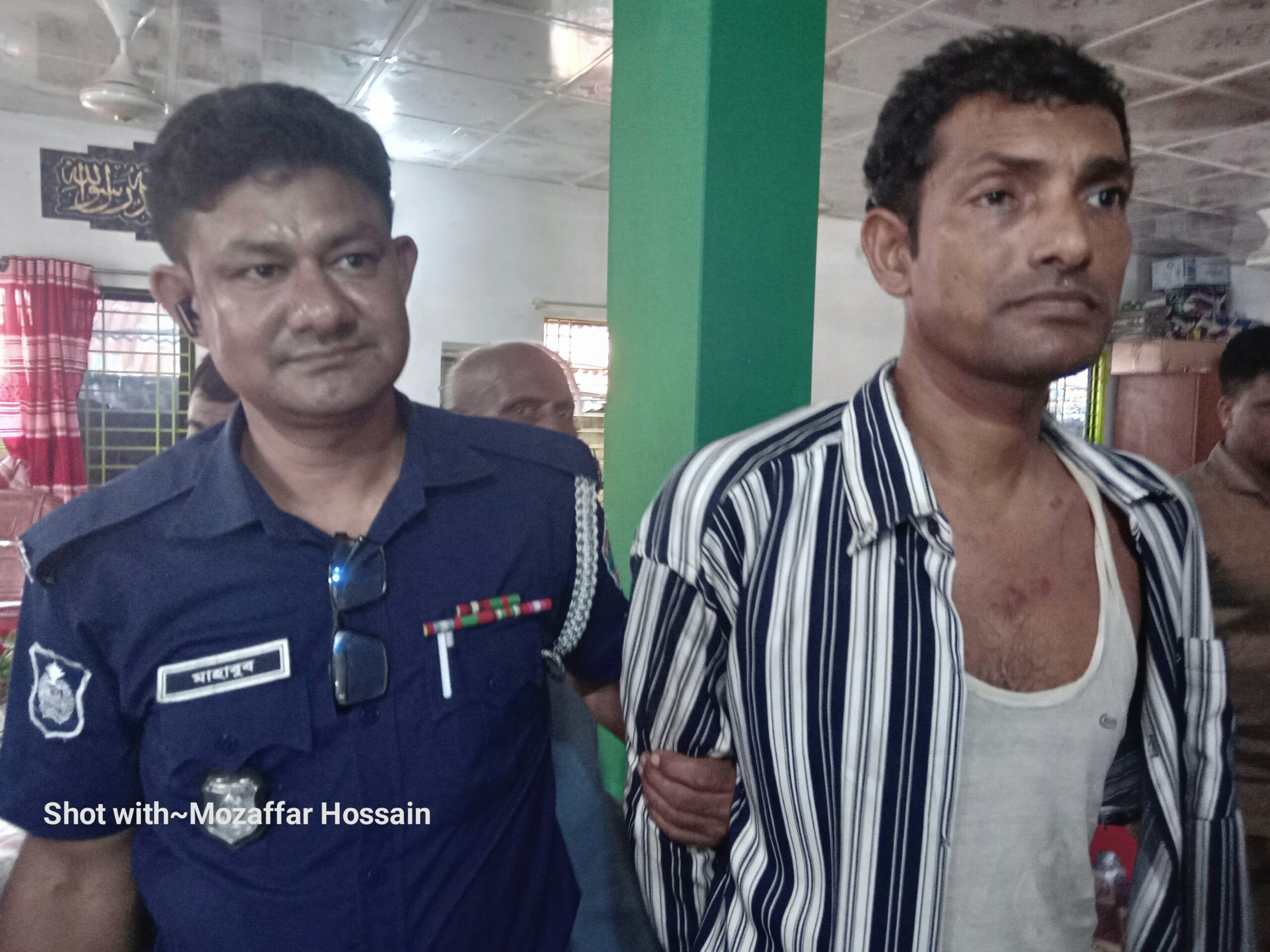 শ্যামনগরে চিকিৎসার আড়ালে যৌন হয়রানির অভিযোগ