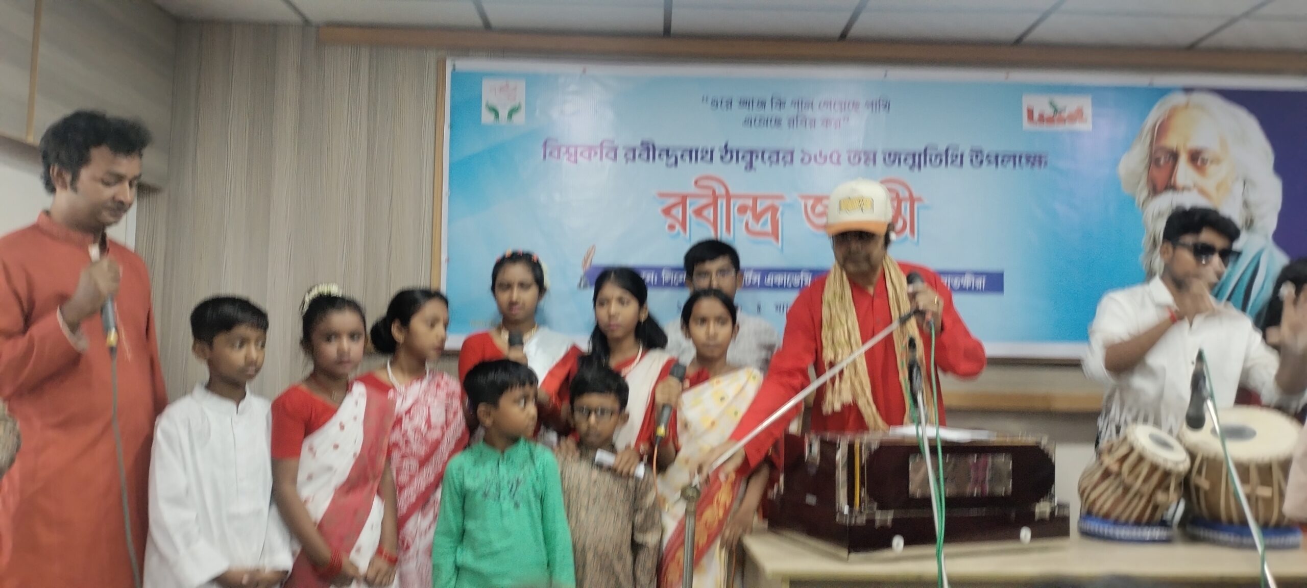 গানে ও ছন্দে সাতক্ষীরায় বৈশাখের বিদায়লগ্নে রবীন্দ্র-স্মরণ