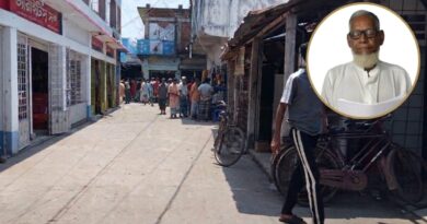 নলতায় রাস্তা দখলের অভিযোগে আহম্মদ মেম্বারের প্রতি বিক্ষুব্ধ এলাকাবাসী