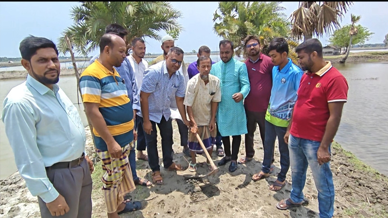 কালিগঞ্জের বিষ্ণুপুরে এক কিলোমিটার ইটের সোলিং সড়কের উদ্বোধন