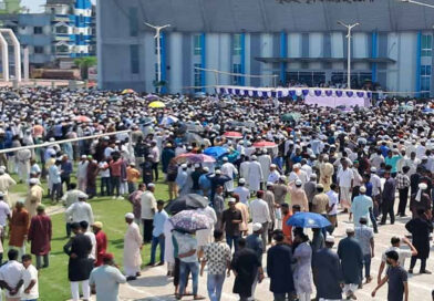 ভোলায় তোফায়েল আহমেদের জানাজায় মানুষের ঢল