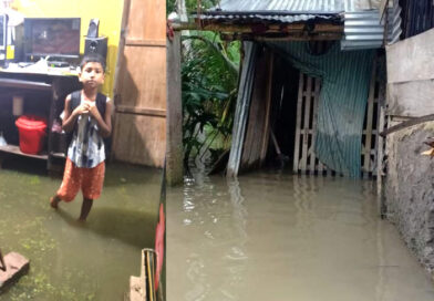 বৃষ্টির পানিতে ভাসছে সাতক্ষীরা